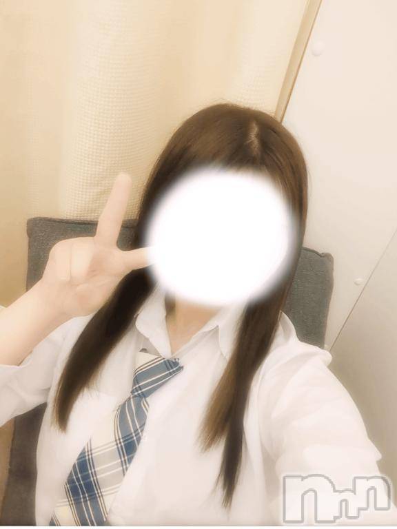 新潟手コキsleepy girl(スリーピーガール)体験ももかちゃん(18)の2025年6月24日写メブログ「2日目✌🏻💕」