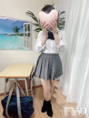 らな(21) 身長160cm、スリーサイズB84(C).W56.H83。三条デリヘル 新潟デリヘル倶楽部　三条店(ニイガタデリヘルクラブ　サンジョウテン)在籍。