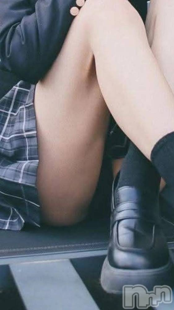 長岡デリヘル純・無垢(ジュンムク) シュリ(19)の10月8日写メブログ「見えちゃった...♡」