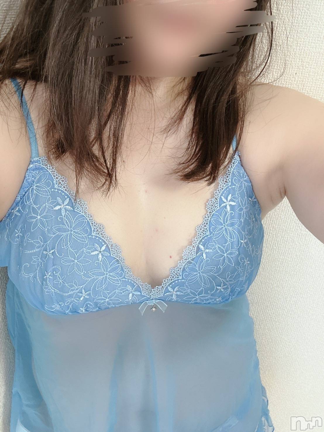 新人いづみ　大人のむっつりスケベ