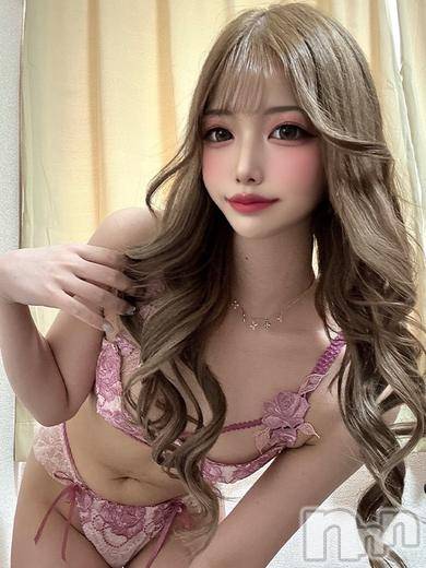 優里まこ