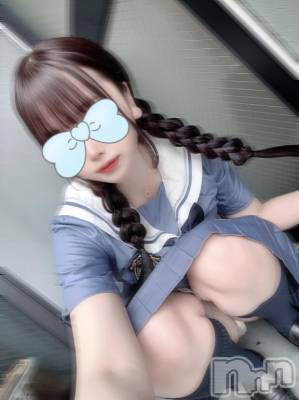 長岡デリヘル 純・無垢(ジュンムク) ゆみ(20)の7月4日写メブログ「最終1枠🌷´-」