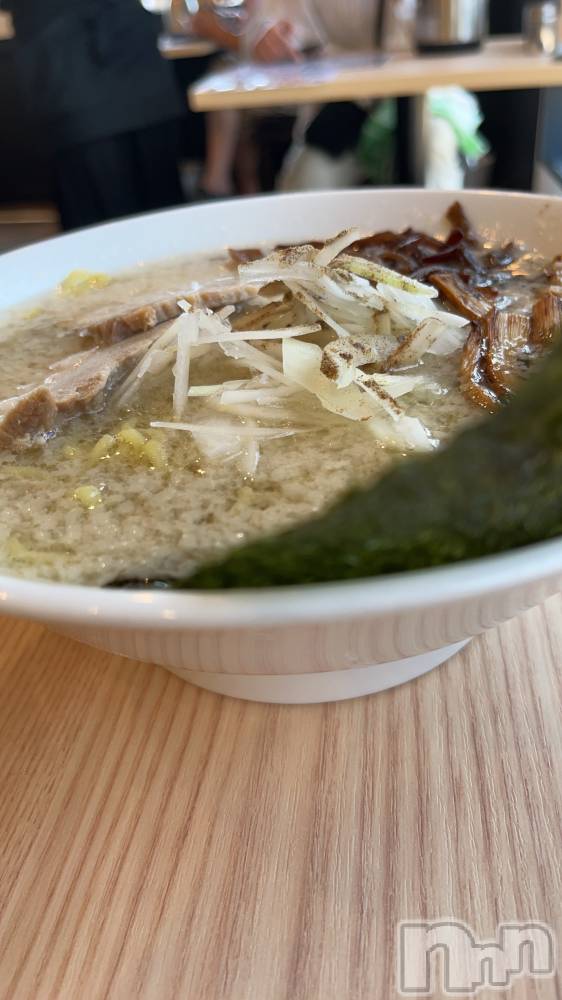 ĹХ顦Lounge Louis(饦󥸥륤) 87̥֥🍜🍜