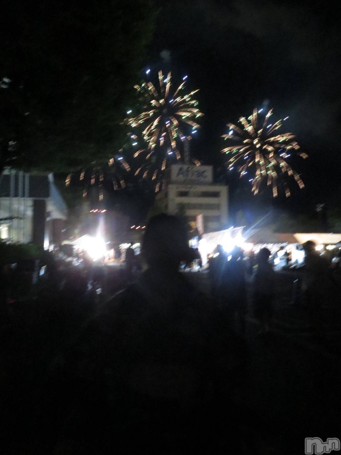 ĹХ顦Lounge Louis(饦󥸥륤) 2025ǯ84̥֥🏮👘🎆🎇