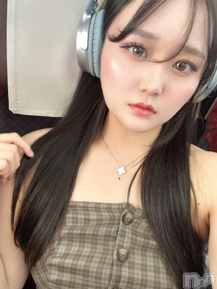 ĹХ顦Lounge Louis(饦󥸥륤) ʤ93̥֥äƤ🤍