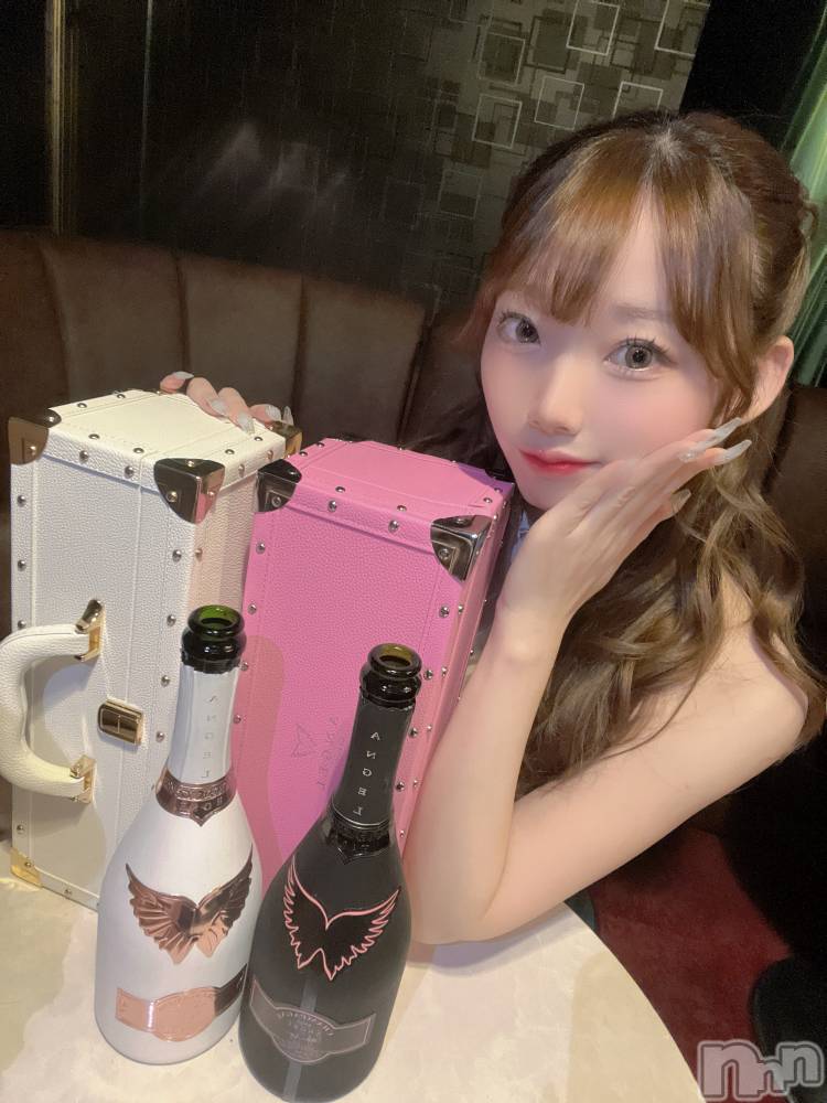 ĹХ顦Lounge Louis(饦󥸥륤) 824ֹ̥֥ʤ🤍💞