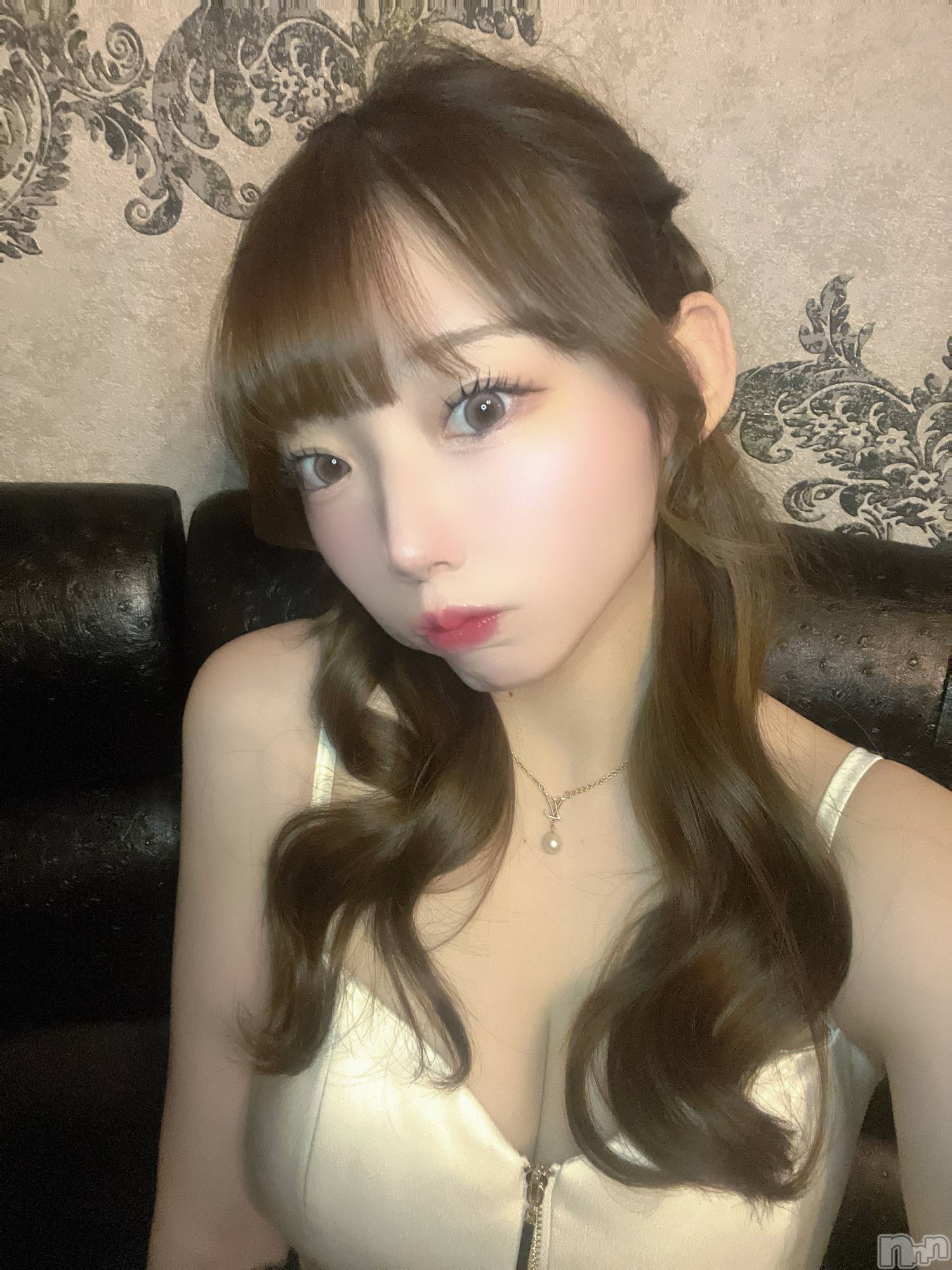 ĹХ顦Lounge Louis(饦󥸥륤) 2025ǯ712ֽ̥֥🐰ྀི