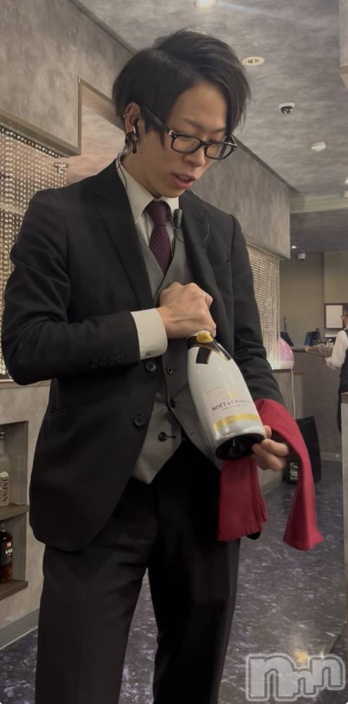 ��ˬ����Х��顦�����CLUB K����Prologue��(����֥���) �ߤʤ�3��22���̥�֥����ֵ���ƻ��ڤ����ä���🍾♡��