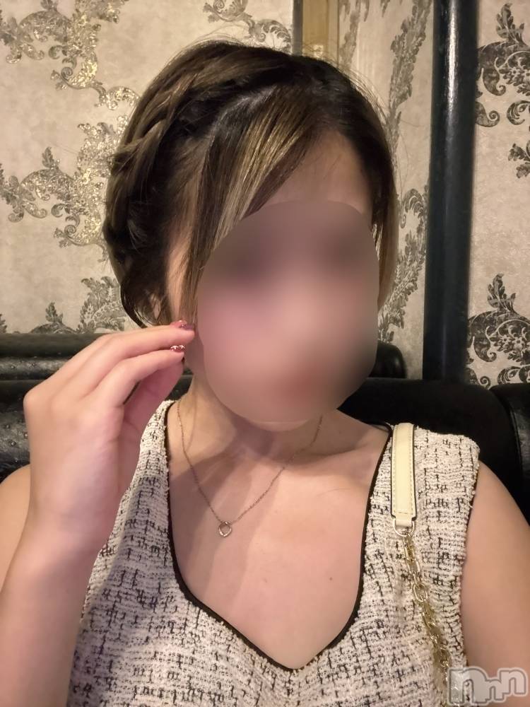 ĹХ顦Lounge Louis(饦󥸥륤) ʤ721ְ̥֥˰ߤޤ🧏‍️🩷ྀི