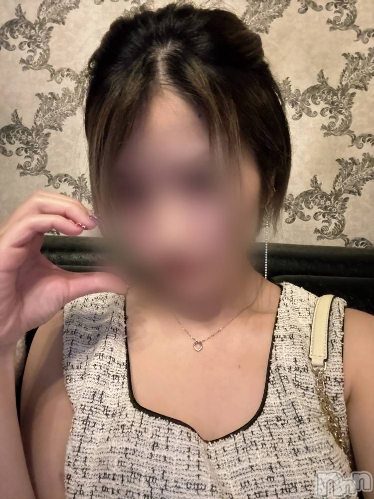 ĹХ顦Lounge Louis(饦󥸥륤) ʤ728̥֥֥ϡեå🧏‍️
