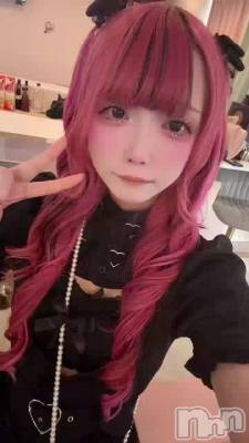 衼
