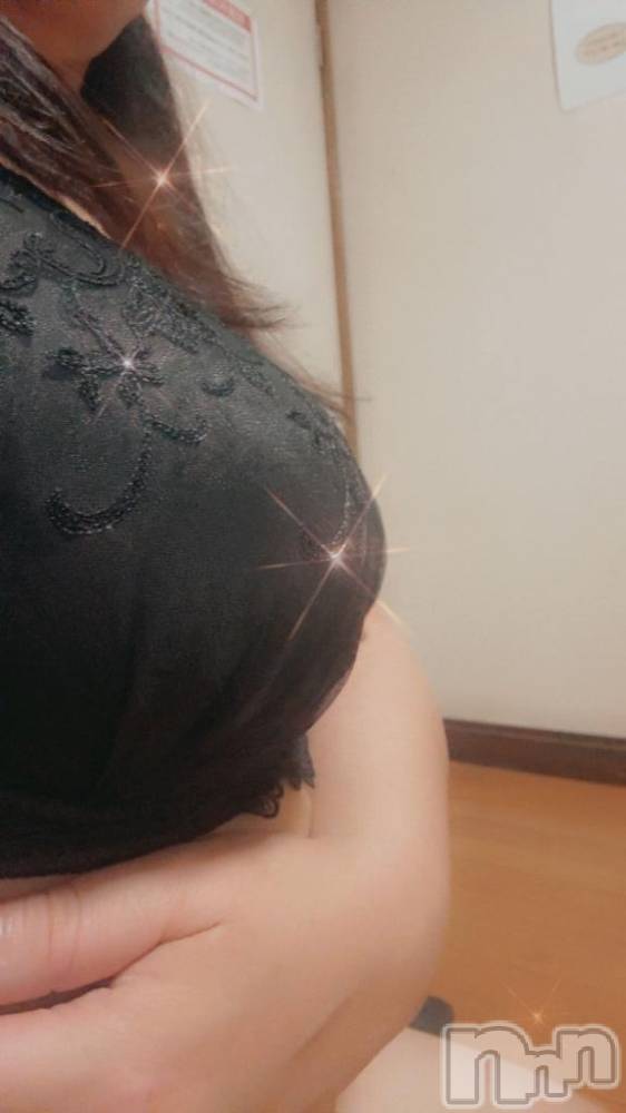 長岡デリヘル人妻楼　長岡店(ヒトヅマロウ　ナガオカテン) ちさと(40)の9月19日写メブログ「よこから♡♡」