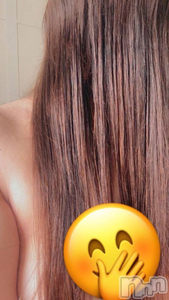 長岡デリヘル人妻楼　長岡店(ヒトヅマロウ　ナガオカテン) ちさと(40)の10月15日写メブログ「隠せてる🤭」