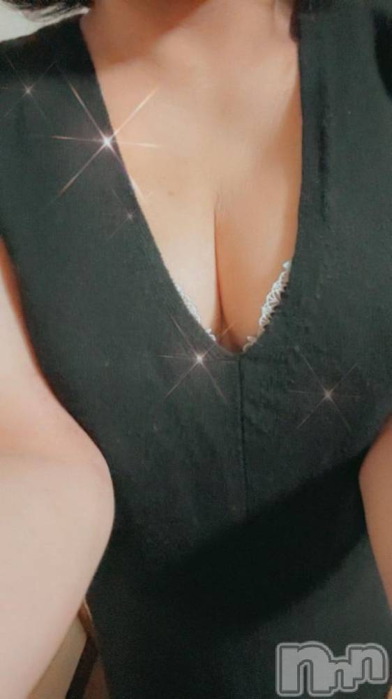 長岡デリヘル人妻楼　長岡店(ヒトヅマロウ　ナガオカテン) ちさと(40)の11月21日写メブログ「金曜日♡」