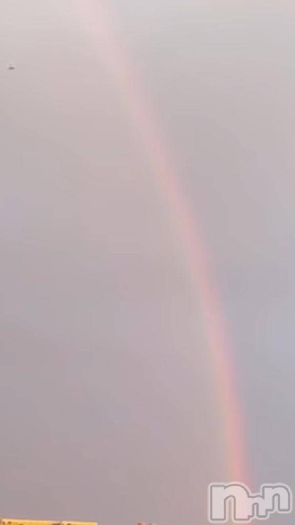 長岡デリヘル人妻楼　長岡店(ヒトヅマロウ　ナガオカテン)ちさと(40)の2026年4月27日写メブログ「虹🌈」