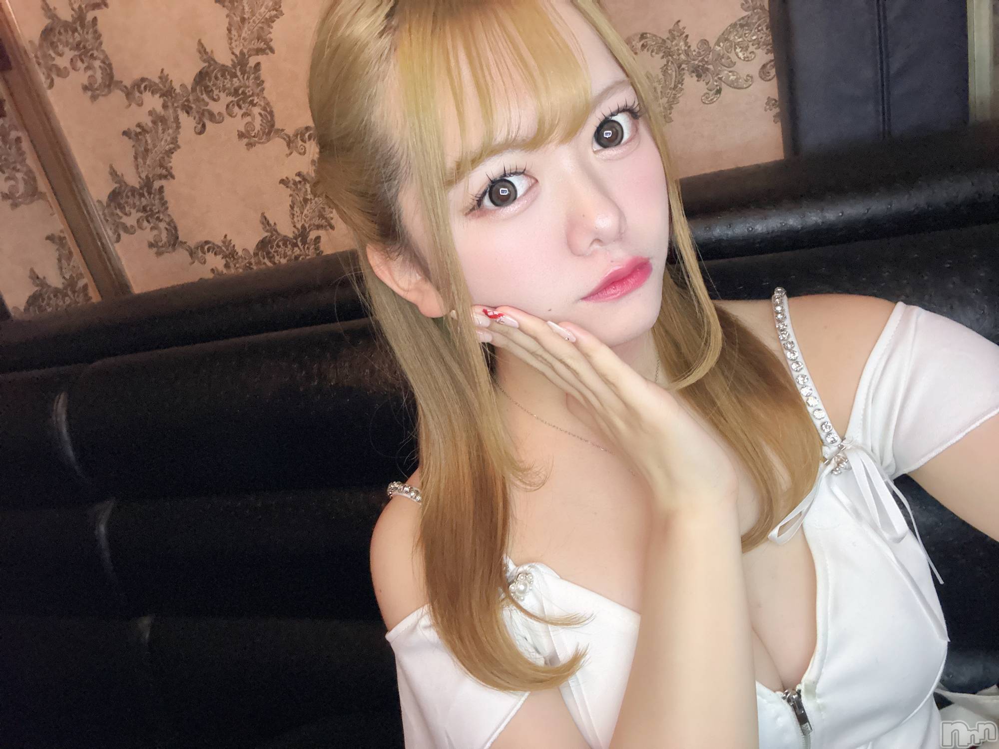 ĹХ顦Lounge Louis(饦󥸥륤) 2025ǯ1213ֶ̥֥ȱϤǤ