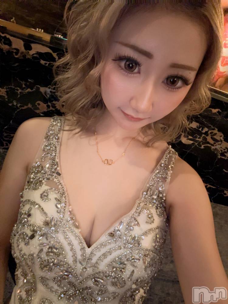 ���ܱ�������Х��顦�����CLUB FOUR LEAF(�ե����꡼��) ���Τ�1��13���̥�֥�����1��13�� 00��55ʬ�Υ֥�����