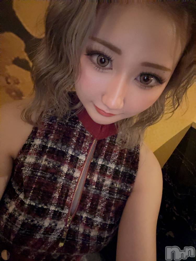 ���ܱ�������Х��顦�����CLUB FOUR LEAF(�ե����꡼��) ���Τ�1��16���̥�֥�����1��16�� 21��50ʬ�Υ֥�����