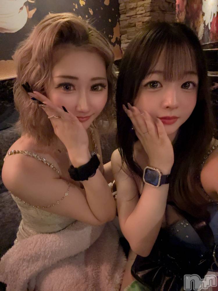 ���ܱ�������Х��顦�����CLUB FOUR LEAF(�ե����꡼��) ���Τ�2��10���̥�֥�����2��10�� 23��31ʬ�Υ֥�����