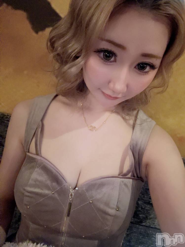 ���ܱ�������Х��顦�����CLUB FOUR LEAF(�ե����꡼��) ���Τ�3��8���̥�֥�����3��8�� 21��06ʬ�Υ֥�����