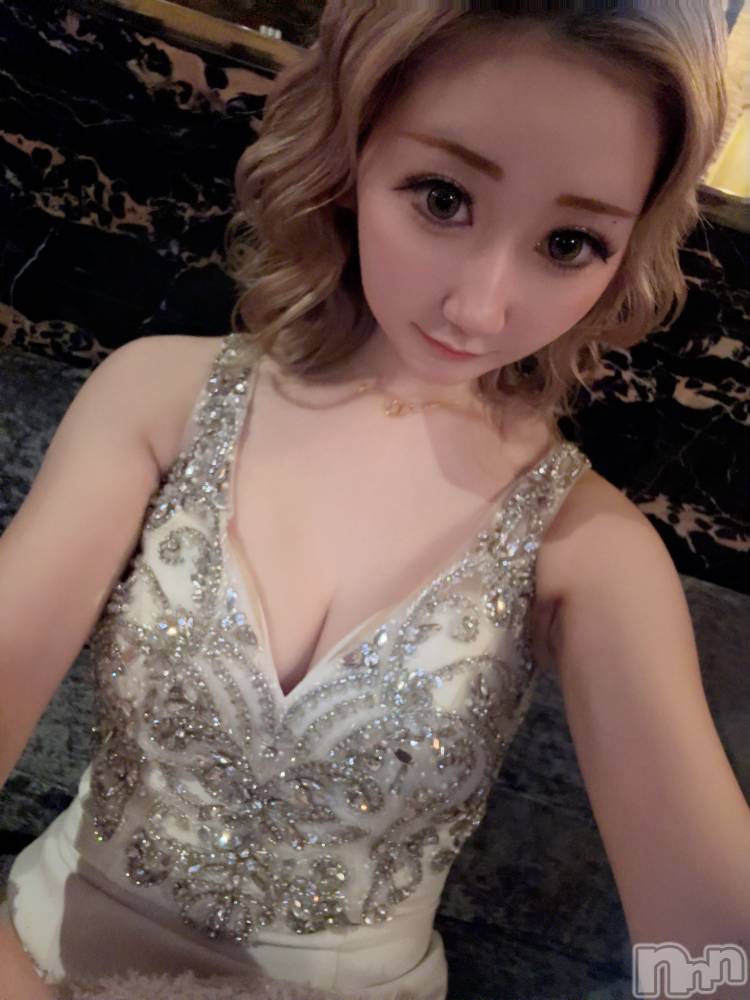 ���ܱ�������Х��顦�����CLUB FOUR LEAF(�ե����꡼��) ���Τ�4��8���̥�֥�����4��8�� 18��25ʬ�Υ֥�����