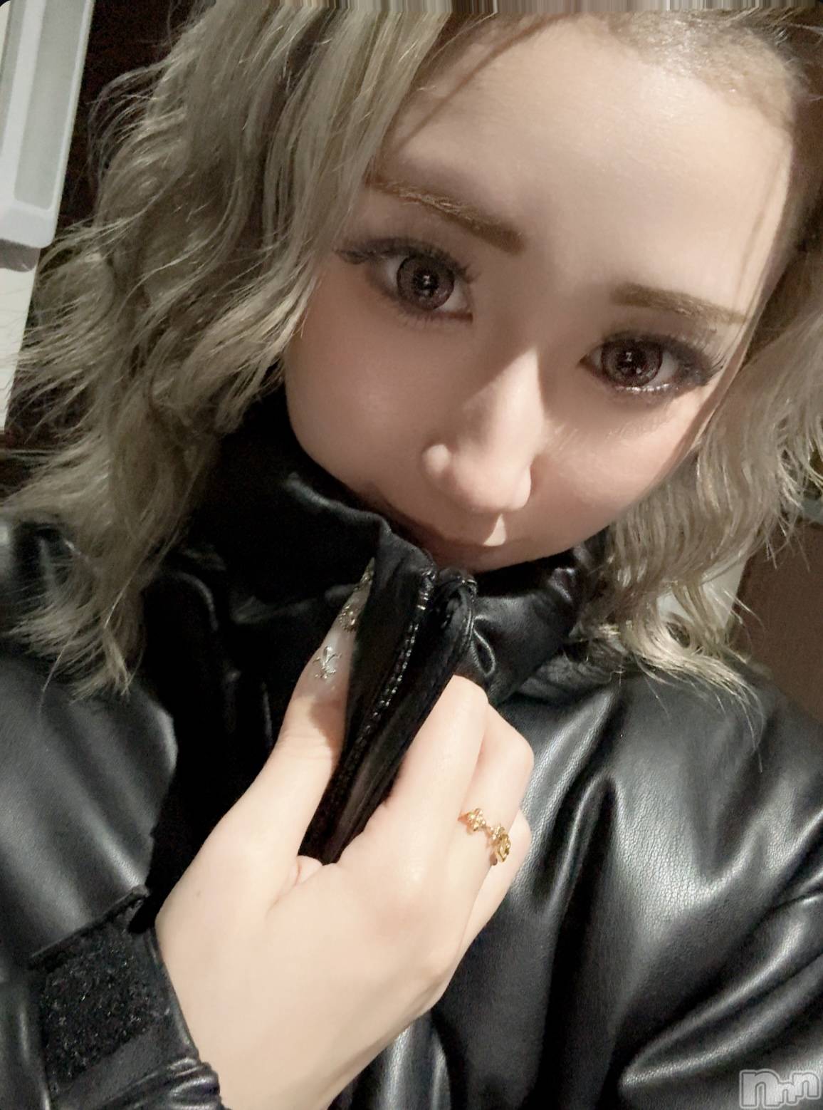 ���ܱ�������Х��顦�����CLUB FOUR LEAF(�ե����꡼��) ��2025ǯ12��13���̥�֥�����12��13�� 20��31ʬ�Υ֥�����