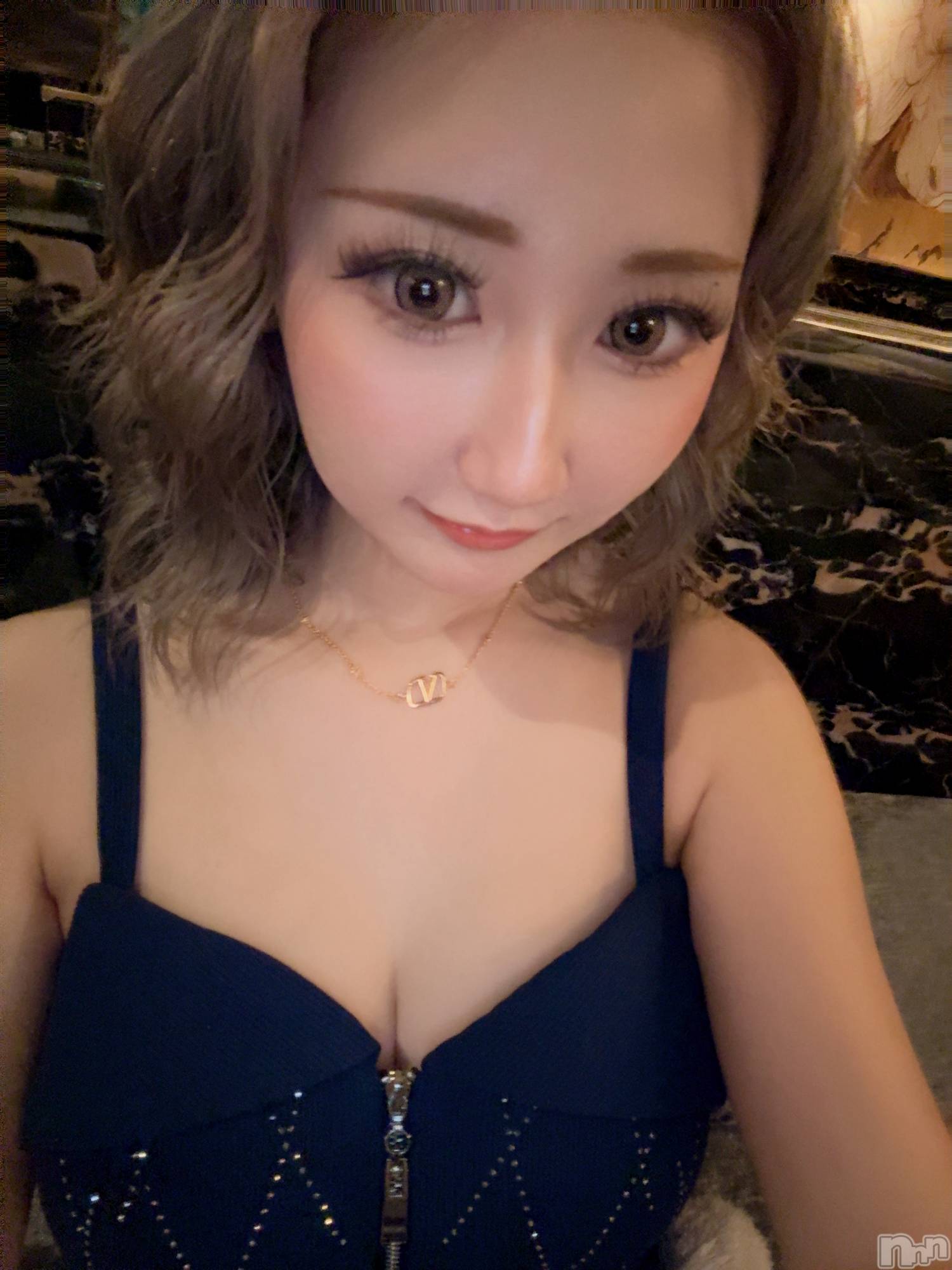 ���ܱ�������Х��顦�����CLUB FOUR LEAF(�ե����꡼��) ��2025ǯ12��16���̥�֥�����12��16�� 21��00ʬ�Υ֥�����