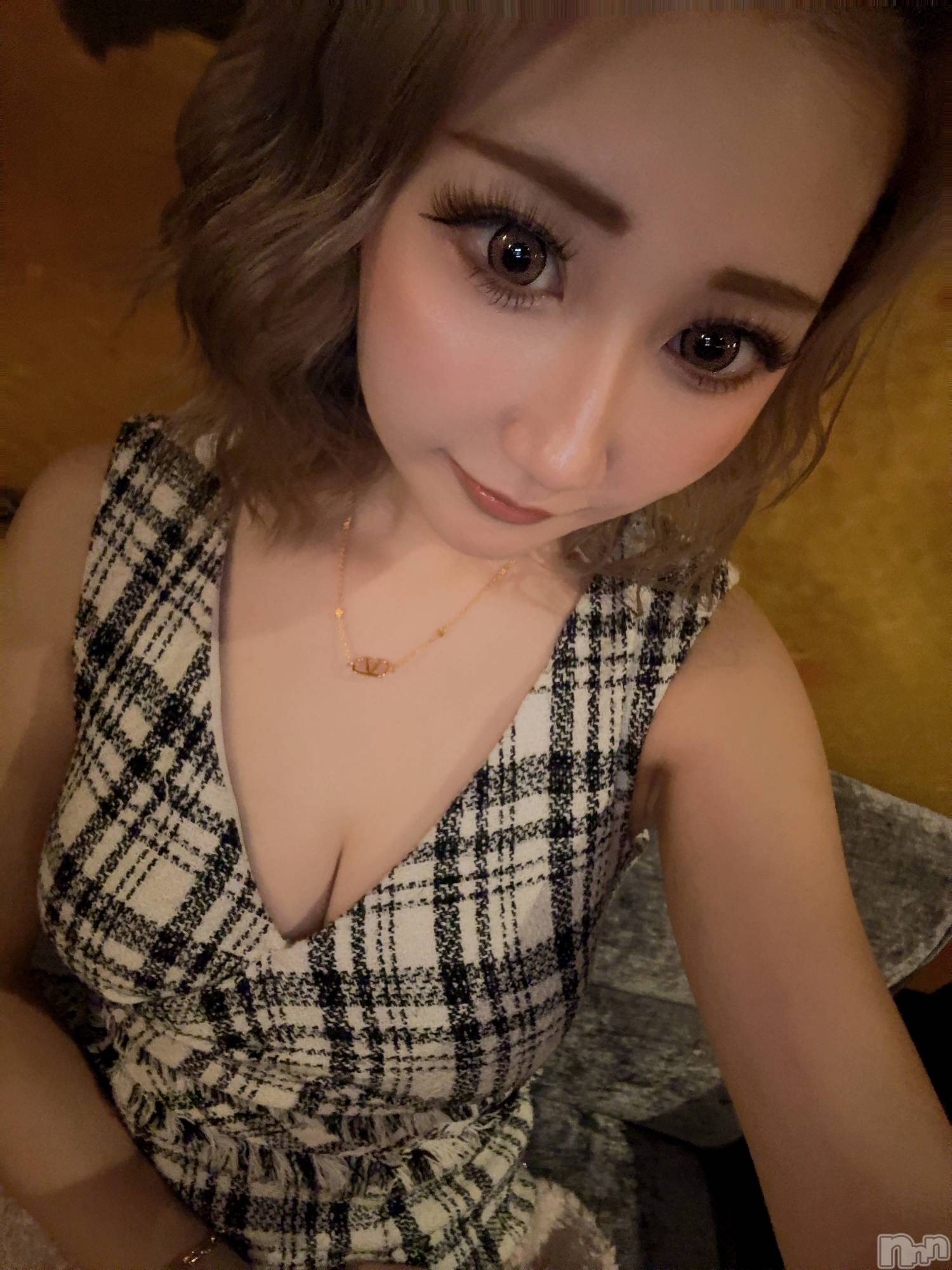 ���ܱ�������Х��顦�����CLUB FOUR LEAF(�ե����꡼��) ��2026ǯ1��5���̥�֥�����1��5�� 20��58ʬ�Υ֥�����