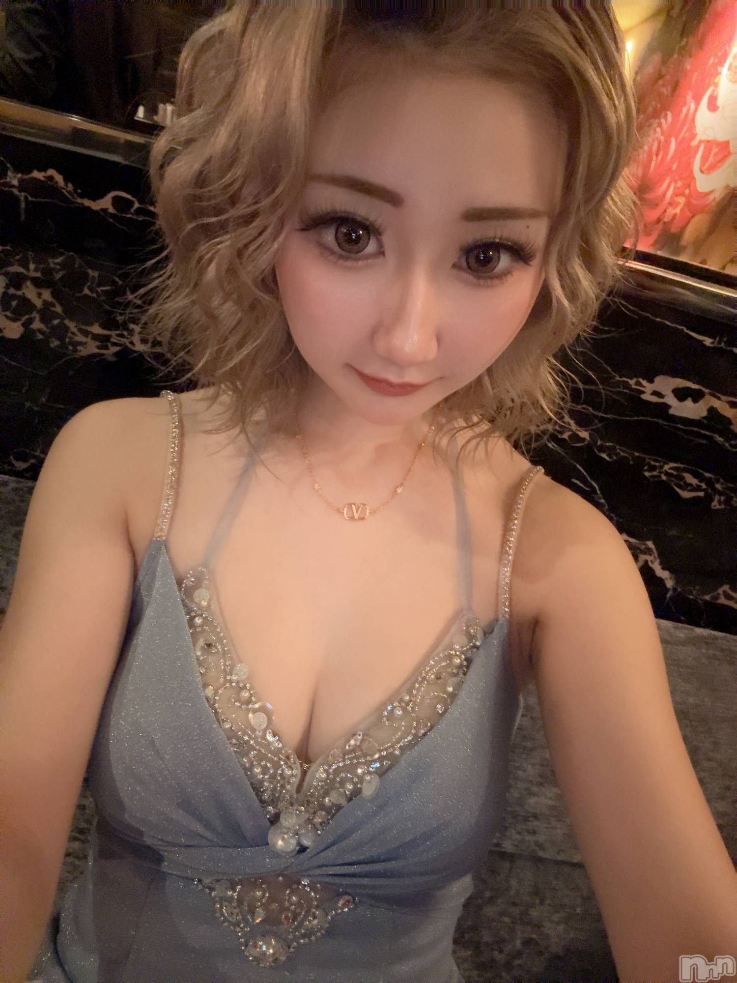 ���ܱ�������Х��顦�����CLUB FOUR LEAF(�ե����꡼��) ��2026ǯ1��19���̥�֥�����1��19�� 22��57ʬ�Υ֥�����