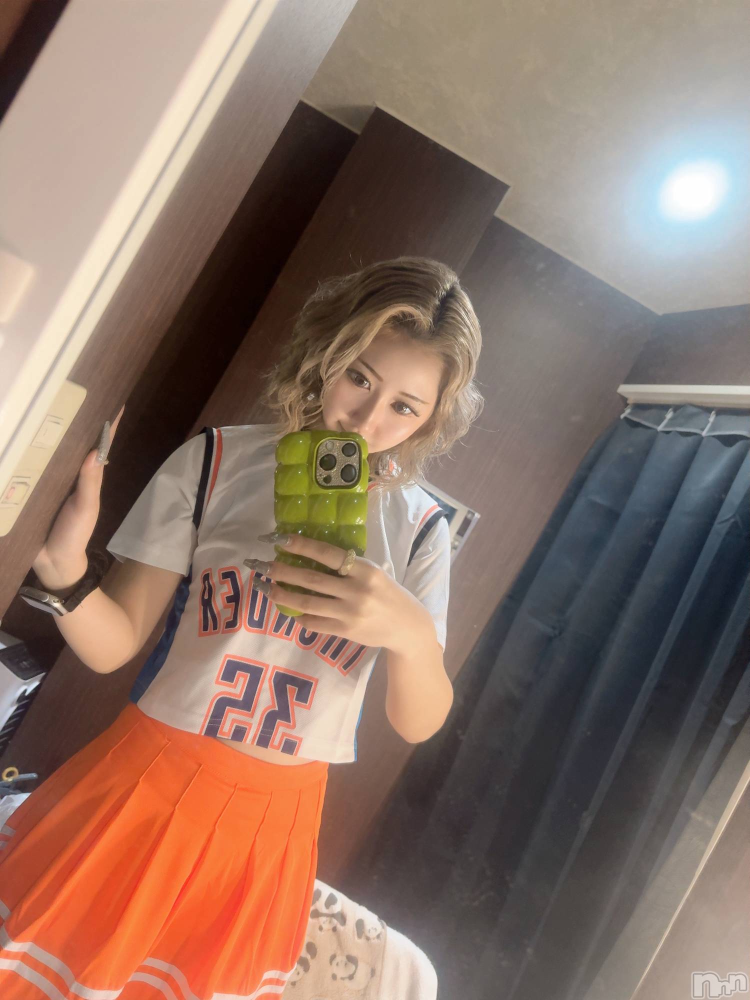 ���ܱ�������Х��顦�����CLUB FOUR LEAF(�ե����꡼��) ��2026ǯ1��23���̥�֥�����1��23�� 22��38ʬ�Υ֥�����