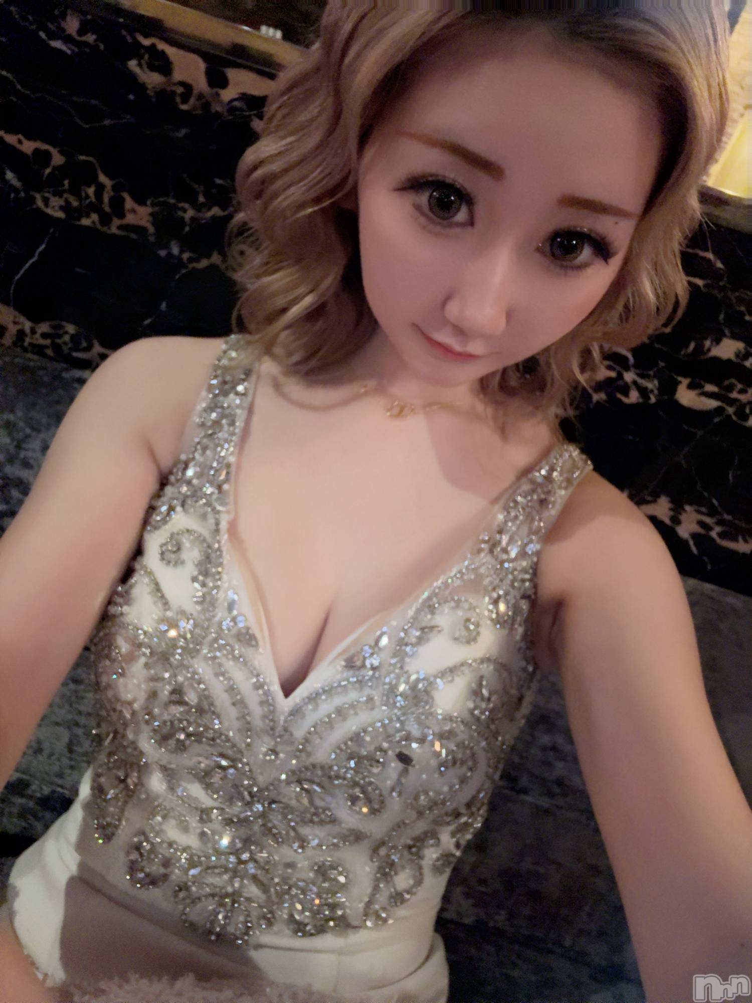 ���ܱ�������Х��顦�����CLUB FOUR LEAF(�ե����꡼��) ��2026ǯ4��8���̥�֥�����4��8�� 18��25ʬ�Υ֥�����