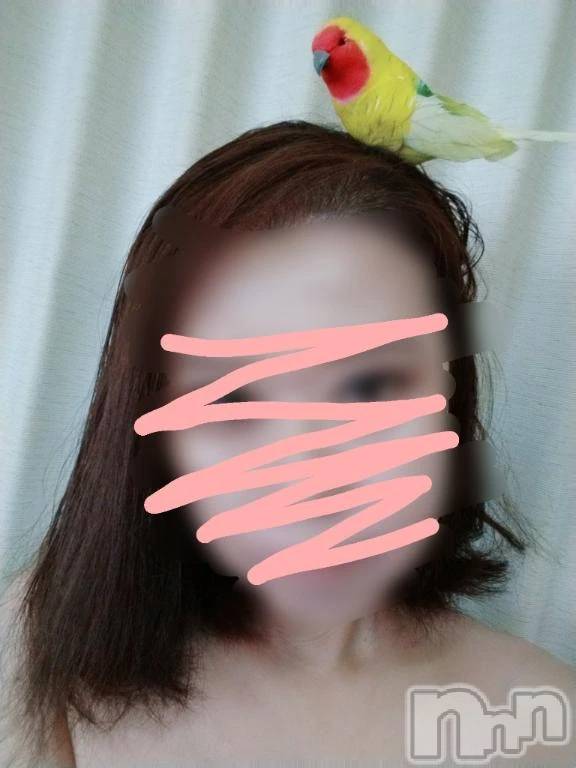 新潟デリヘル熟女の風俗 最終章(ジュクジョノフウゾクサイシュウショウ) せな(45)の10月9日写メブログ「くねくね」