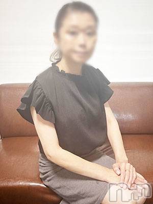 せな(45) 身長158cm、スリーサイズB84(C).W58.H86。新潟人妻デリヘル 熟女の風俗 最終章(ジュクジョノフウゾクサイシュウショウ)在籍。