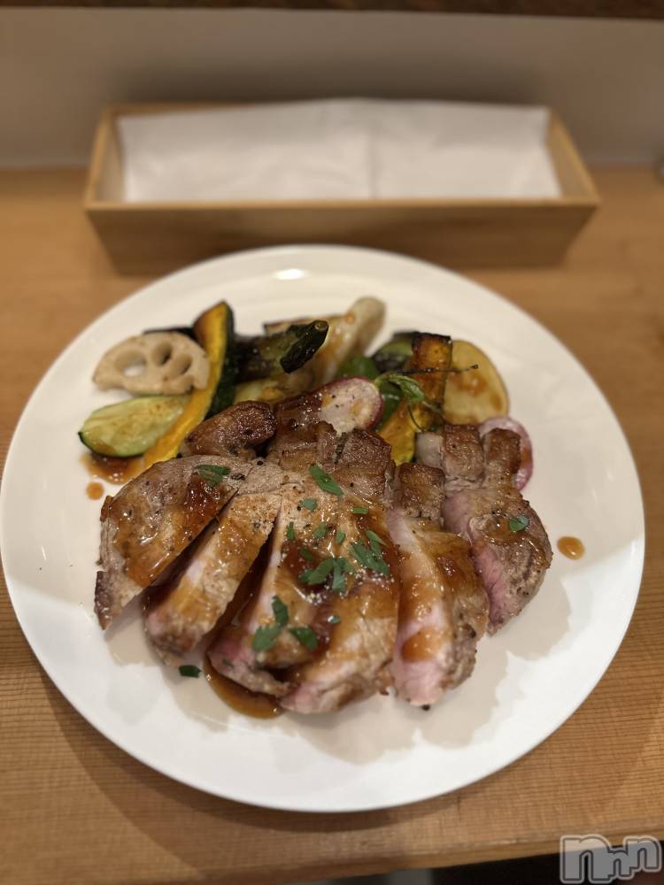 ��ë����Х��顦�����CLUB��Paladin(����֡��ѥ�ǥ���) ���ʤ�8��20���̥�֥�����🍴(*��༥` *)🍖🥂��