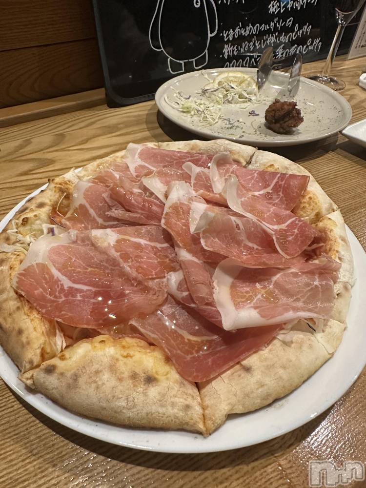 ��ë����Х��顦�����CLUB��Paladin(����֡��ѥ�ǥ���) ���ʤ�3��27���̥�֥�����🍕🥂✨��