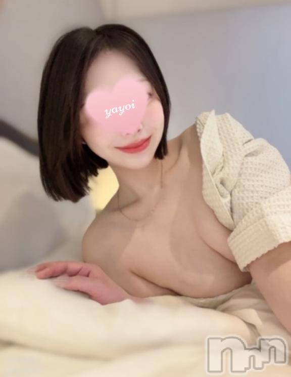 長岡デリヘルROOKIE(ルーキー)やよい☆プラチナ(24)の2025年9月23日写メブログ「2人だけの夜…🌙」
