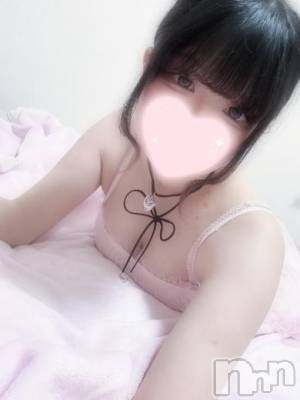 うる(♪)(20) 身長160cm、スリーサイズB84(D).W57.H84。上越デリヘル HONEY在籍。