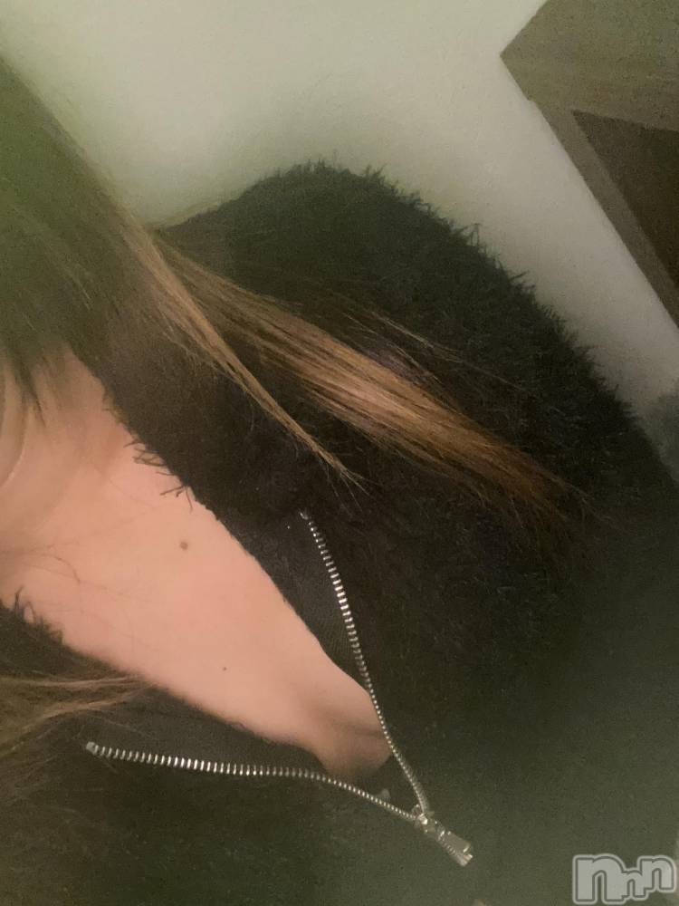 新潟デリヘルCrest(クレスト) 新人☆ゆづ(20)の11月5日写メブログ「お誘い待ってます💕」