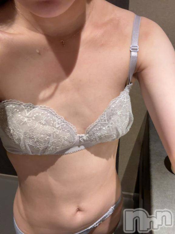 新潟デリヘル新潟風俗Noel-ノエル-(ノエル) るあ(18)の10月21日写メブログ「しない??」