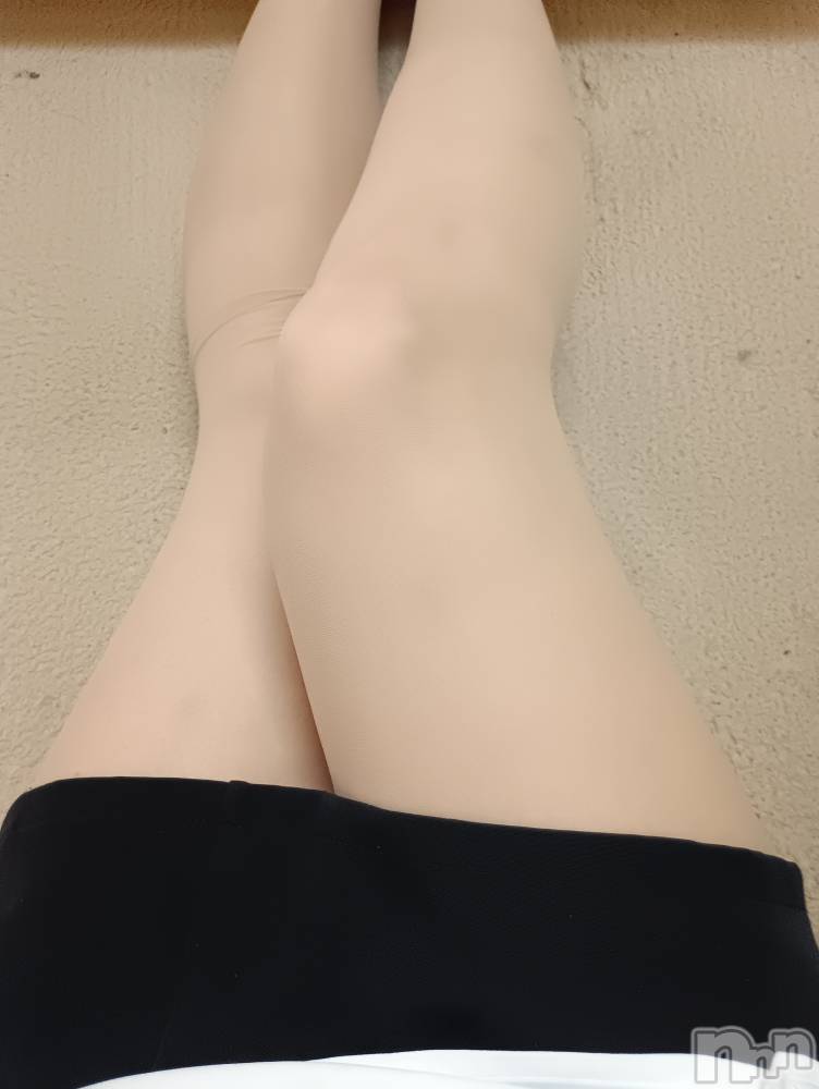 新潟デリヘル人妻不倫処　桃屋　新潟店(ヒトヅマフリンドコロモモヤ) まひろ・新人奥様(42)の10月4日写メブログ「明日まだ空きあります❤️」