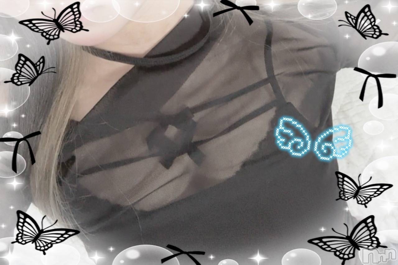 新潟おっパブSUPER ANGEL(スーパーエンジェル)白鳥みれい(20)の2025年12月17日写メブログ「古町に21時❕⏱ ̖́」