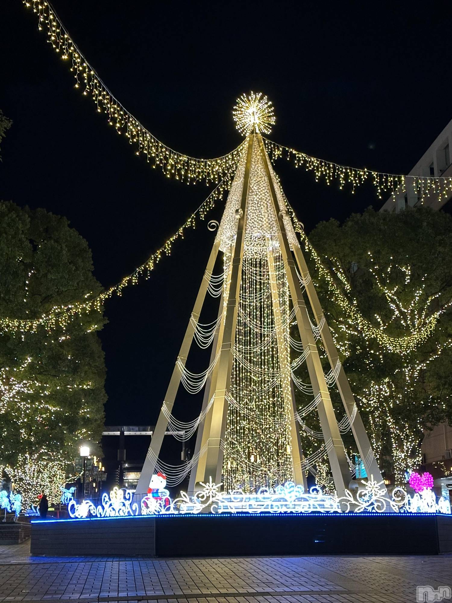 ��Į����Х��顦�����CLUB GRAND(����֥����) ��2025ǯ12��19���̥�֥����֥��ꥹ�ޥ��ĥ꡼��