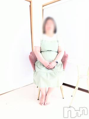 たま(体験入店)(52) 身長155cm、スリーサイズB93(D).W73.H98。 多彩妻在籍。