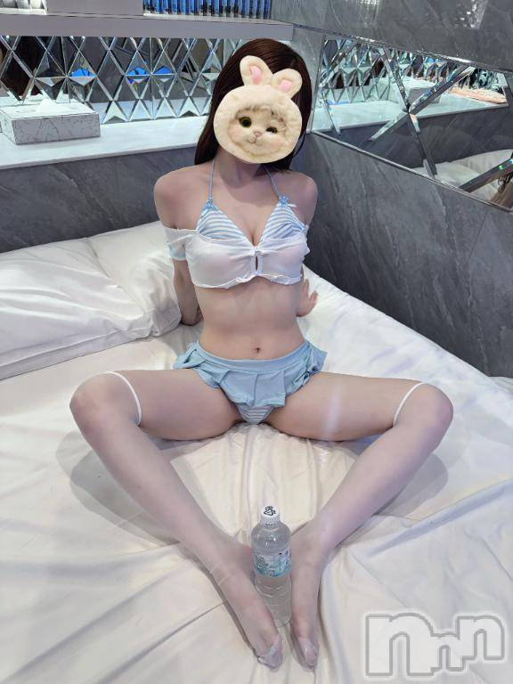 長岡デリヘルROOKIE(ルーキー)りさ☆プラチナ(20)の2026年10月1日写メブログ「三度の飯より…㊙️💕」