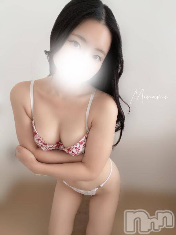 長岡デリヘルROOKIE(ルーキー)みなみ(24)の2025年7月21日写メブログ「夜中のテンション…💓」