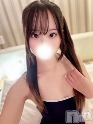 ひらり(19) 身長158cm、スリーサイズB87(E).W56.H84。上越デリヘル BLUE BIRD上越店(ブルーバード上越店)在籍。