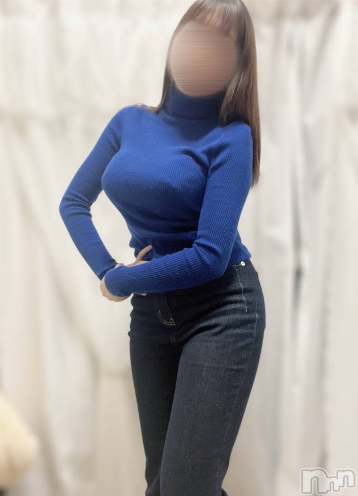 新潟デリヘルSOARIS-ソアリス-(ソアリス) なぎ(25)の11月28日写メブログ「逆にエロいかな...👖♡」