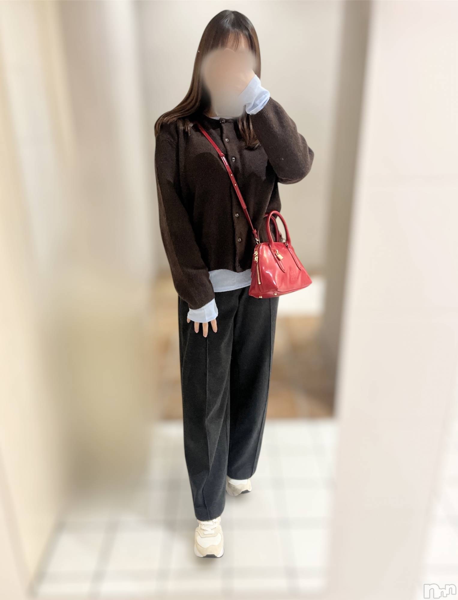 新潟デリヘルSOARIS-ソアリス-(ソアリス)なぎ(25)の2025年12月13日写メブログ「12月いっぱいのシフト出てます🎄」