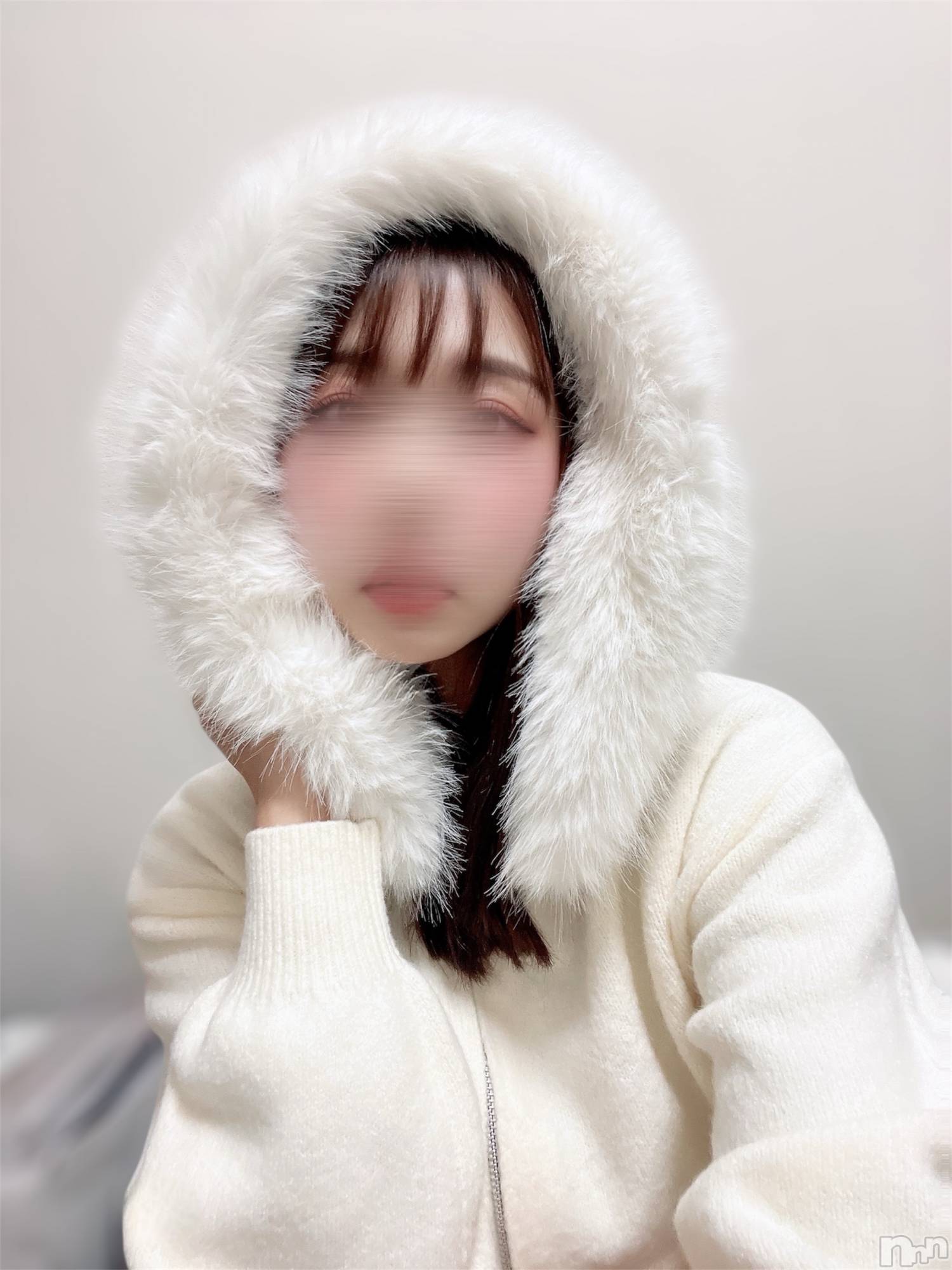 新潟デリヘルSOARIS-ソアリス-(ソアリス)なぎ(25)の2025年12月14日写メブログ「生足は寒過ぎました🤧」