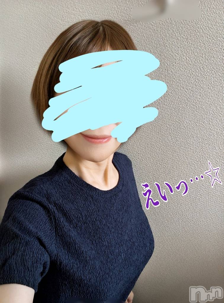 新潟デリヘル熟女の風俗 最終章(ジュクジョノフウゾクサイシュウショウ)ことは(42)の2025年10月1日写メブログ「無駄な抵抗(？)」